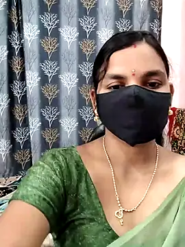 Snapshot of Lalitha-1995 chatting on June 2026 05:07:01 AM Lalitha-1995 online show from June 2026 05:07:01 AM