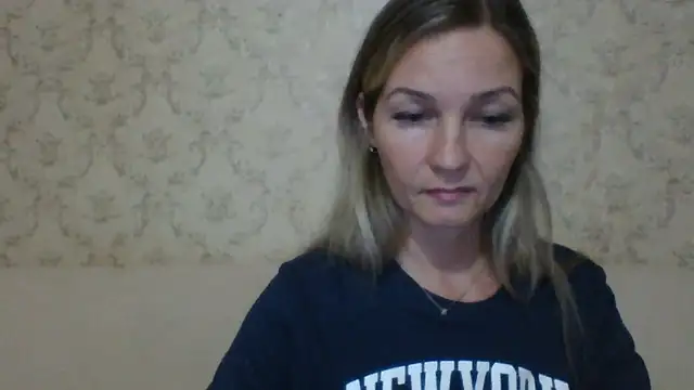 Snapshot of sweetriki chatting on November 2025 06:55:01 PM sweetriki online show from November 2025 06:55:01 PM