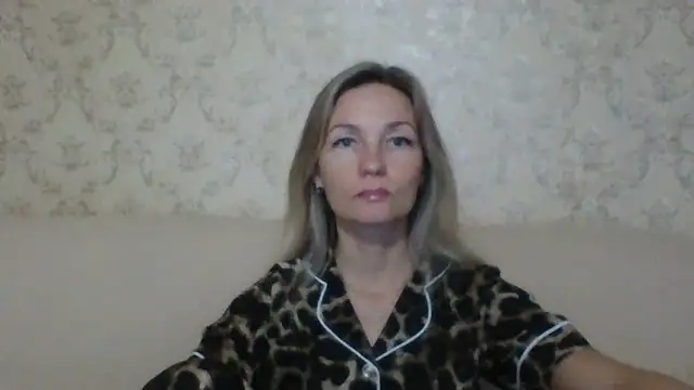 Snapshot of sweetriki chatting on October 2025 01:55:02 PM sweetriki online show from October 2025 01:55:02 PM