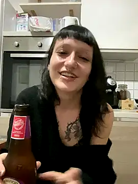 Snapshot of severingratty chatting on September 2025 07:32:02 PM severingratty online show from September 2025 07:32:02 PM