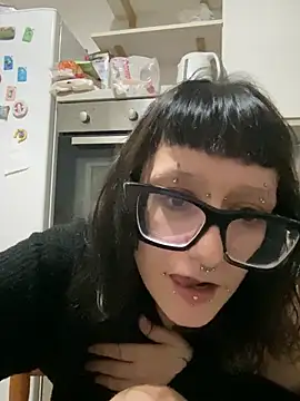 Snapshot of severingratty chatting on October 2025 09:18:02 PM severingratty online show from October 2025 09:18:02 PM