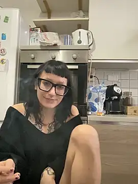 Snapshot of severingratty chatting on September 2025 07:37:02 AM severingratty online show from September 2025 07:37:02 AM
