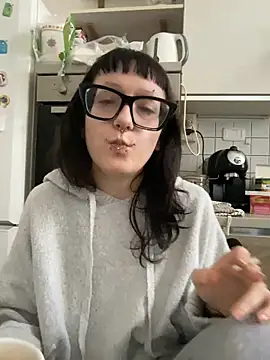 severingratty online show from November 2025 07:56:01 AM