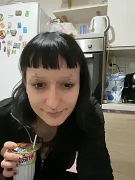 Snapshot of severingratty chatting on September 2025 09:32:02 PM severingratty online show from September 2025 09:32:02 PM