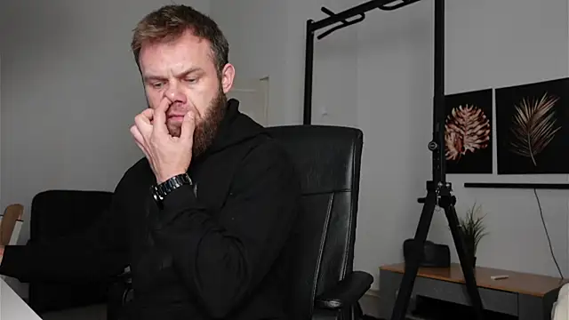 Stewart Barnz online show from November 2025 04:06:01 AM