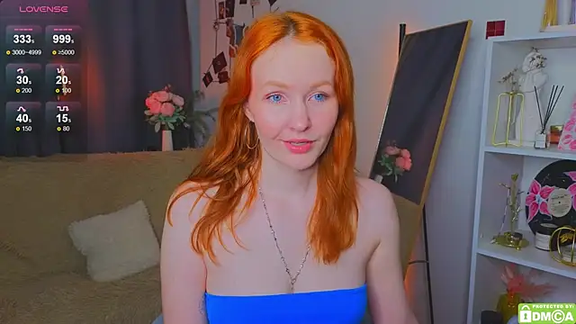 Snapshot of JoyceJones chatting on November 2025 08:42:01 PM JoyceJones online show from November 2025 08:42:01 PM