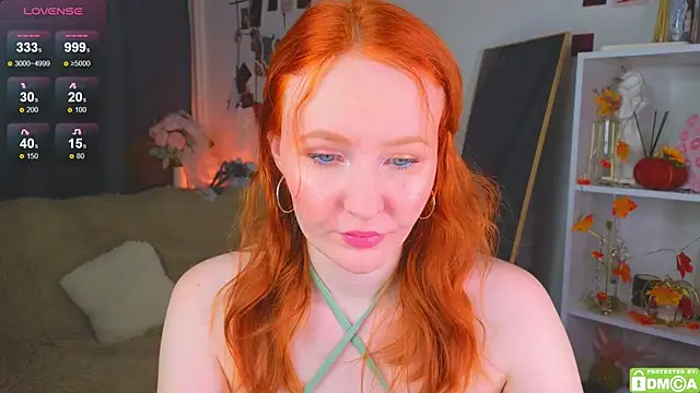 Snapshot of JoyceJones chatting on November 2025 08:01:01 PM JoyceJones online show from November 2025 08:01:01 PM