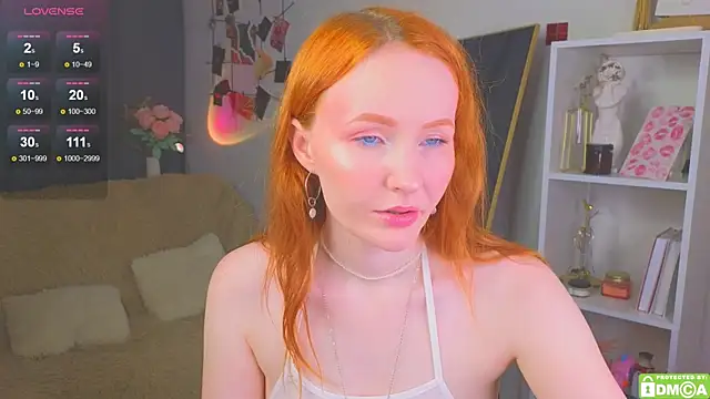 JoyceJones online show from October 2025 07:25:02 PM