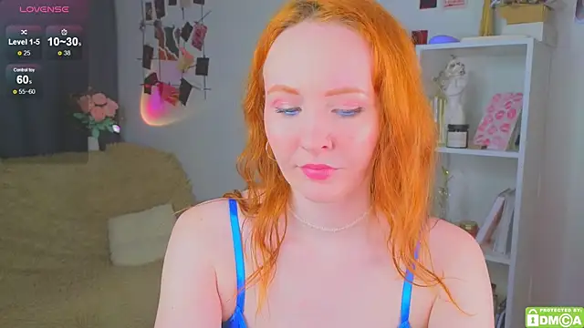 JoyceJones online show from October 2025 07:33:01 PM