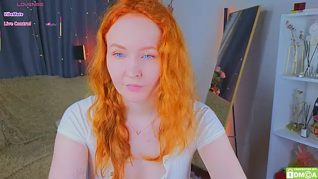 JoyceJones online show from July 2026 07:17:01 PM