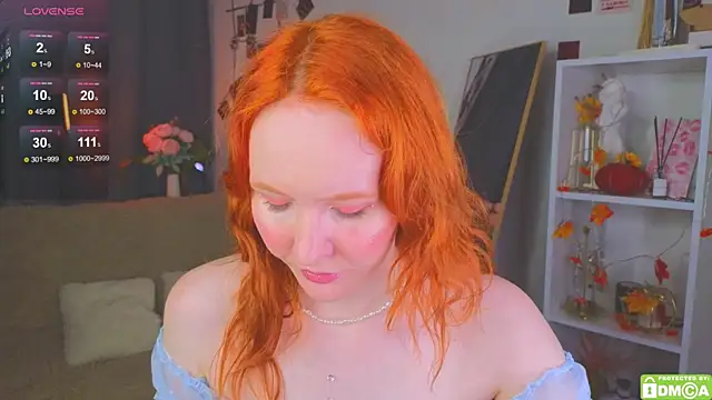 Snapshot of JoyceJones chatting on November 2025 08:02:02 PM JoyceJones online show from November 2025 08:02:02 PM