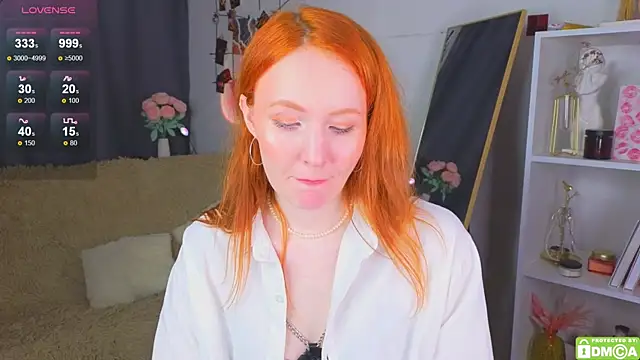 JoyceJones online show from September 2025 07:07:01 PM