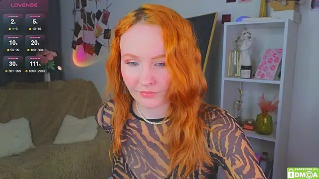 JoyceJones online show from October 2025 07:16:02 PM