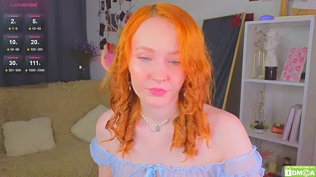 JoyceJones online show from September 2025 07:09:02 PM