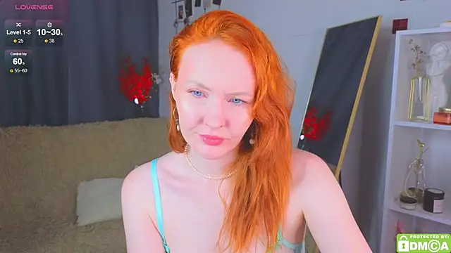 JoyceJones online show from September 2025 07:03:01 PM