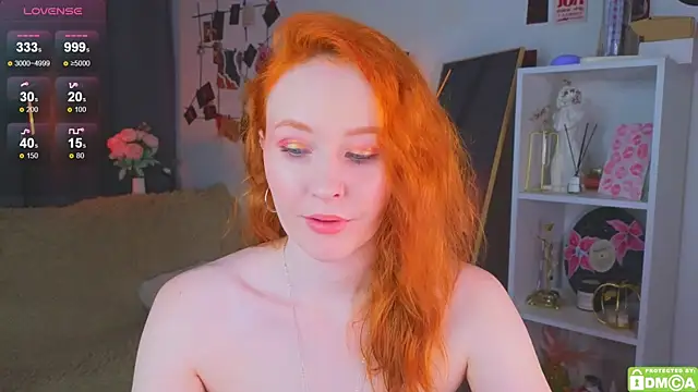 Snapshot of JoyceJones chatting on November 2025 08:24:01 PM JoyceJones online show from November 2025 08:24:01 PM