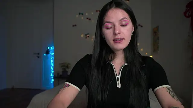 Snapshot of EwelynScott chatting on January 2026 10:02:02 PM EwelynScott online show from January 2026 10:02:02 PM