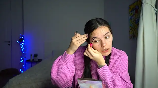 EwelynScott online show from December 2025 11:17:02 PM