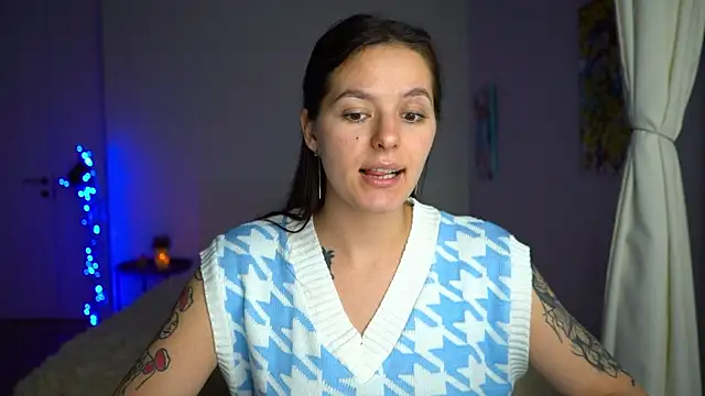 EwelynScott online show from December 2025 03:46:02 PM