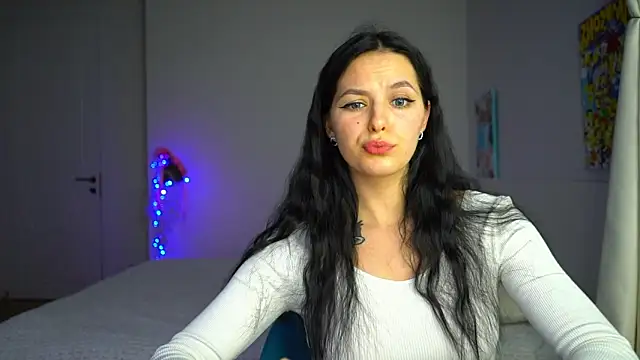 EwelynScott online show from December 2025 01:39:02 PM