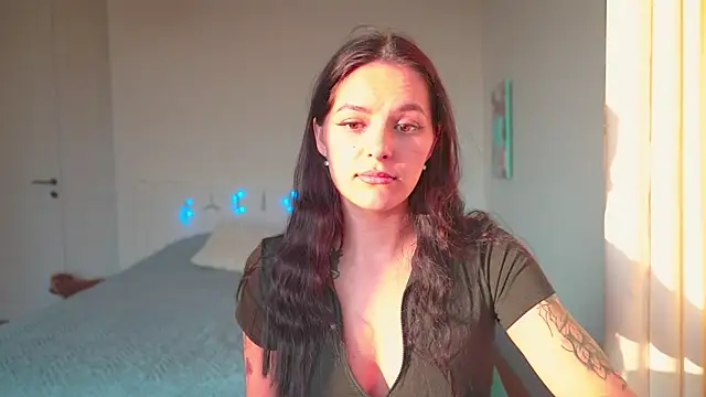 EwelynScott online show from November 2025 01:15:02 PM