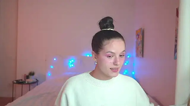 EwelynScott online show from October 2025 07:26:02 PM