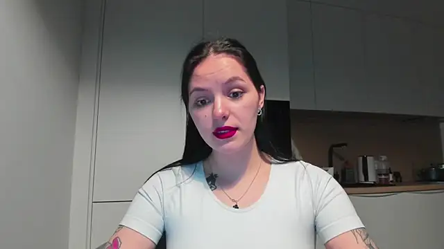 Snapshot of EwelynScott chatting on March 2026 11:10:01 PM EwelynScott online show from March 2026 11:10:01 PM