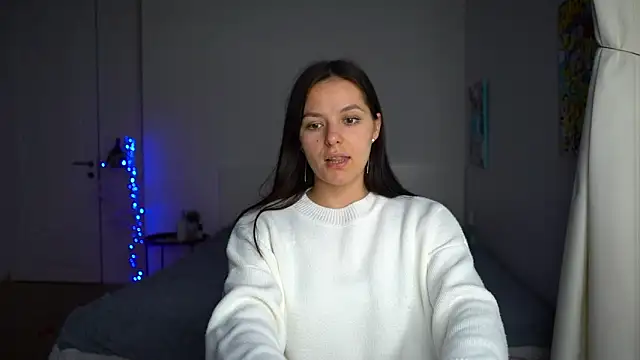 EwelynScott online show from December 2025 02:10:02 AM