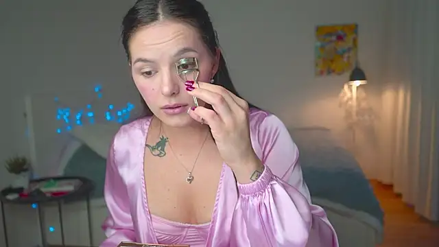 EwelynScott online show from October 2025 05:16:01 PM