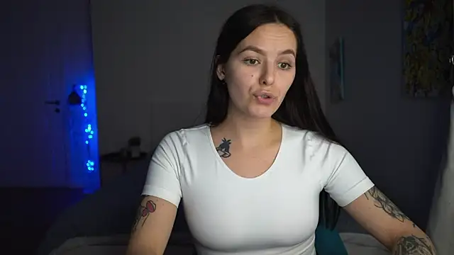 EwelynScott online show from November 2025 04:51:02 PM