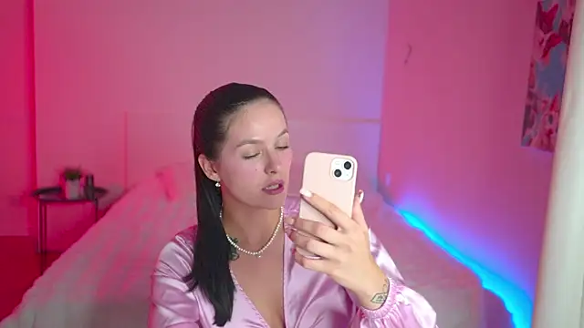 EwelynScott online show from September 2025 04:31:01 PM