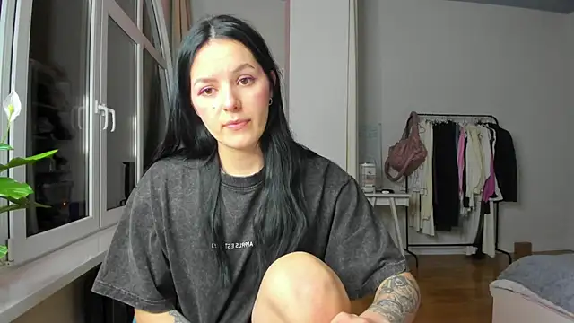 Snapshot of EwelynScott chatting on February 2026 09:31:01 PM EwelynScott online show from February 2026 09:31:01 PM