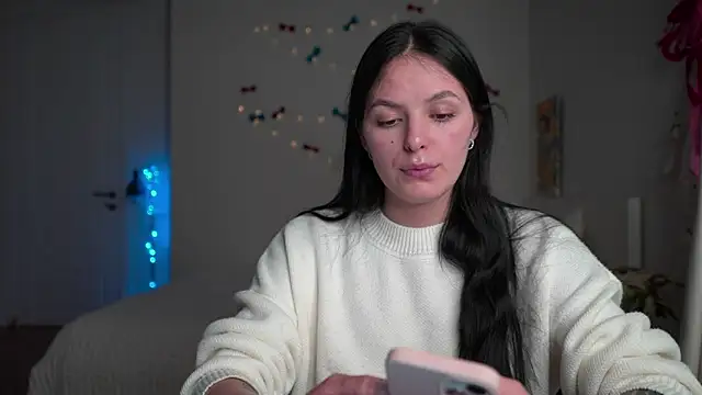 Snapshot of EwelynScott chatting on January 2026 10:46:02 PM EwelynScott online show from January 2026 10:46:02 PM