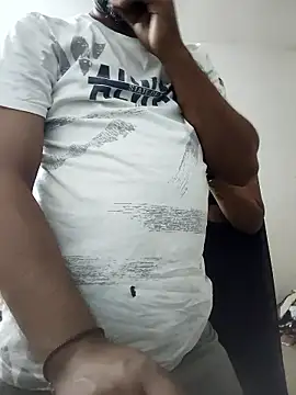 Garammandi011 online show from May 2026 05:19:01 PM