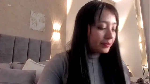 Lunaa bellaa online show from February 2026 07:33:01 PM