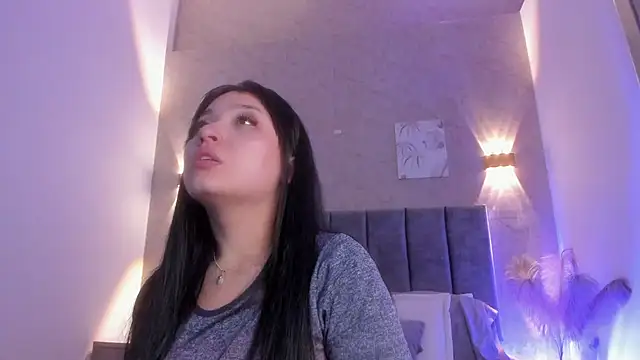 Lunaa bellaa online show from March 2026 07:48:01 PM