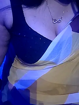 Anuforyou19 online show from November 2025 04:56:02 PM