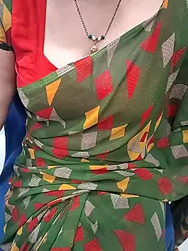 Anuforyou19 online show from November 2025 05:06:01 PM