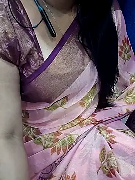 Anuforyou19 online show from November 2025 05:28:02 PM