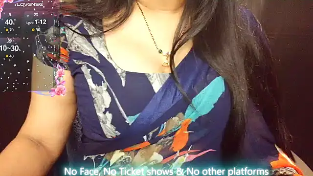 Anuforyou19 online show from December 2025 04:57:01 PM