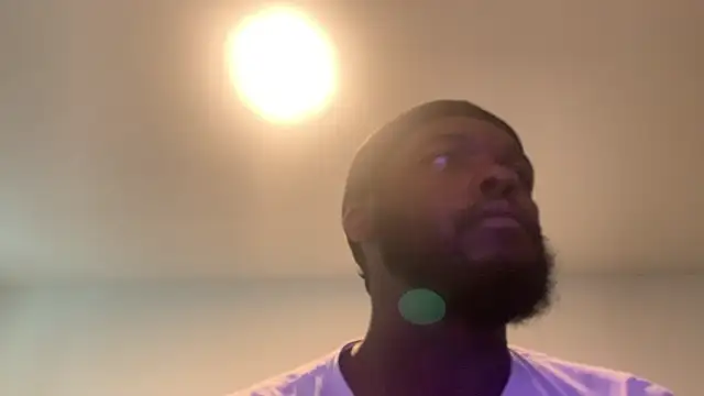 sneakdalink online show from November 2025 03:49:01 PM