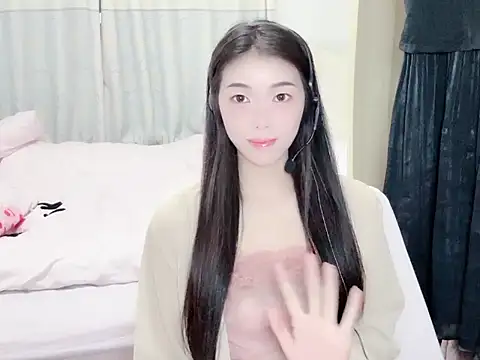 Snapshot of YUNA-kpop chatting on August 2026 04:05:02 PM YUNA-kpop online show from August 2026 04:05:02 PM
