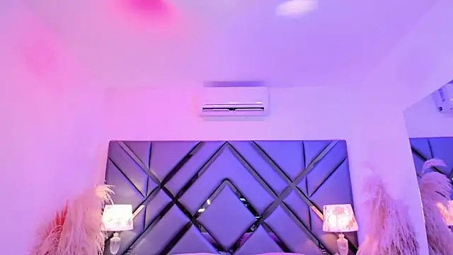 Milan LewisS online show from February 2026 12:06:02 PM