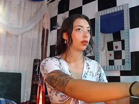 kendraof online show from November 2025 06:12:02 PM