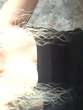 Snapshot of AlevNaz chatting on April 2026 02:01:01 PM AlevNaz online show from April 2026 02:01:01 PM