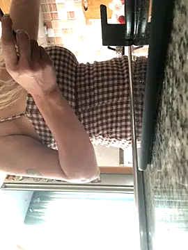 AlevNaz online show from September 2025 12:11:01 PM