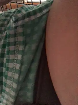 AlevNaz online show from October 2025 01:52:01 PM