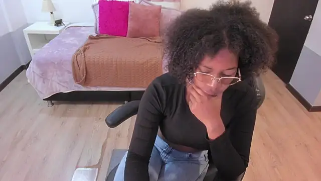 Snapshot of ebony_fantasy2 chatting on April 2026 11:50:01 AM ebony fantasy2 online show from April 2026 11:50:01 AM