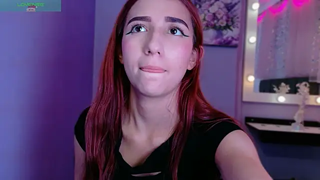 Snapshot of NataliaPrada_s chatting on December 2025 05:15:02 PM NataliaPrada s online show from December 2025 05:15:02 PM