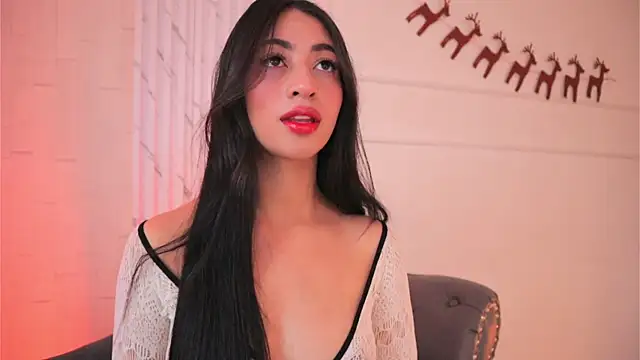 charlotterusso online show from December 2025 12:29:02 PM